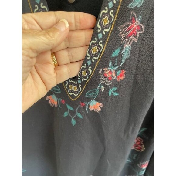 Flying Tomato Floral Embroidered Bell Sleeve Tunic Mini Dress Women's M - Picture 4 of 16